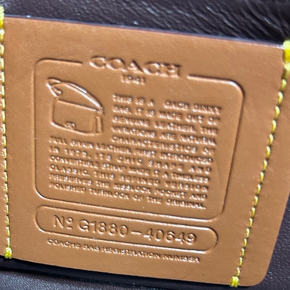 COACH SIGNATURE LEATHER DINKY - METALLIC GRAPHITE - Picture 10 of 11